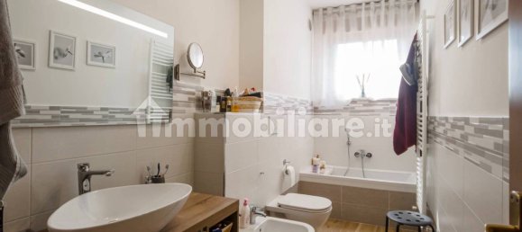 2 Schlafzimmer Wohnung in Rivoli, Italy, Nr. 258899 11