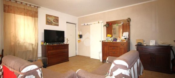 4 rooms Apartment in Trofarello, Italy No. 269432 6