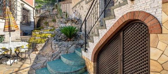 Вилла с 4 спальнями в Алассио, Италия № 334961 19