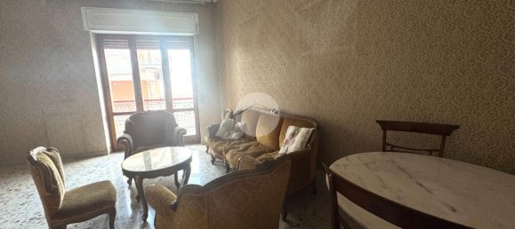 4-salle Appartement à Marano di Napoli, Italy No. 2310 23