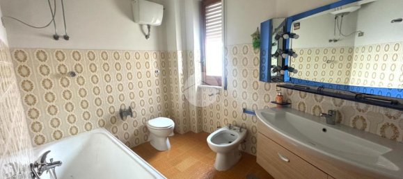 4-salle Appartement à Marano di Napoli, Italy No. 2310 17