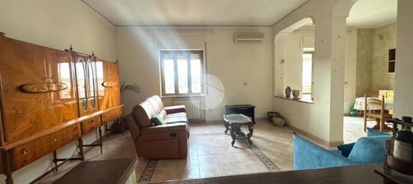 4-salle Appartement à Marano di Napoli, Italy No. 2310 12