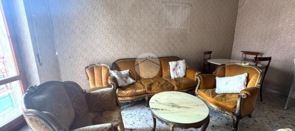 4-salle Appartement à Marano di Napoli, Italy No. 2310 21