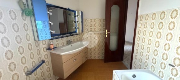 4-salle Appartement à Marano di Napoli, Italy No. 2310 19