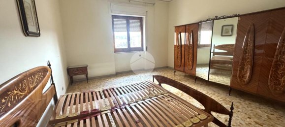 4-salle Appartement à Marano di Napoli, Italy No. 2310 29