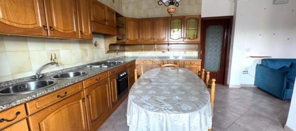 4-salle Appartement à Marano di Napoli, Italy No. 2310 8