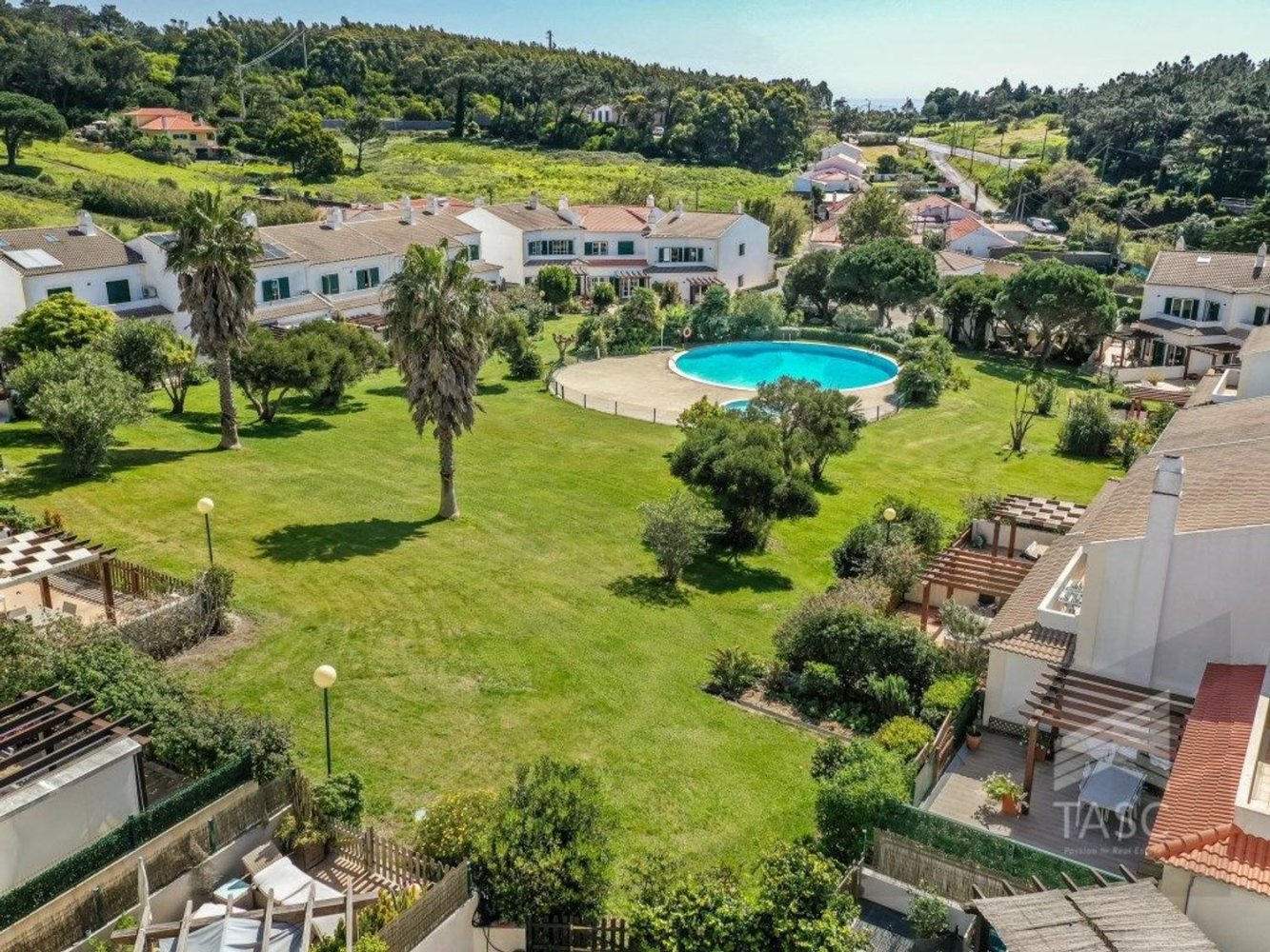 4 bedrooms House in Cascais, Portugal No. 266576