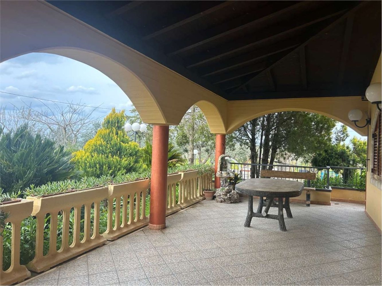 Вилла с 5 комнатами в Гравина ин Пулья, Италия № 289150