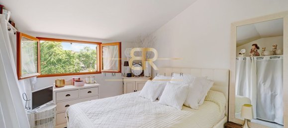 4 Schlafzimmer Haus in Colombes, France, Nr. 299588 4