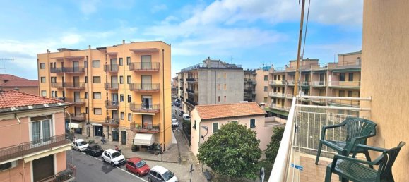 Apartamento de 3 habitaciónes en Borgio Verezzi, Italy No. 95665 6