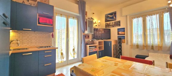 Apartamento de 3 habitaciónes en Borgio Verezzi, Italy No. 95665 10