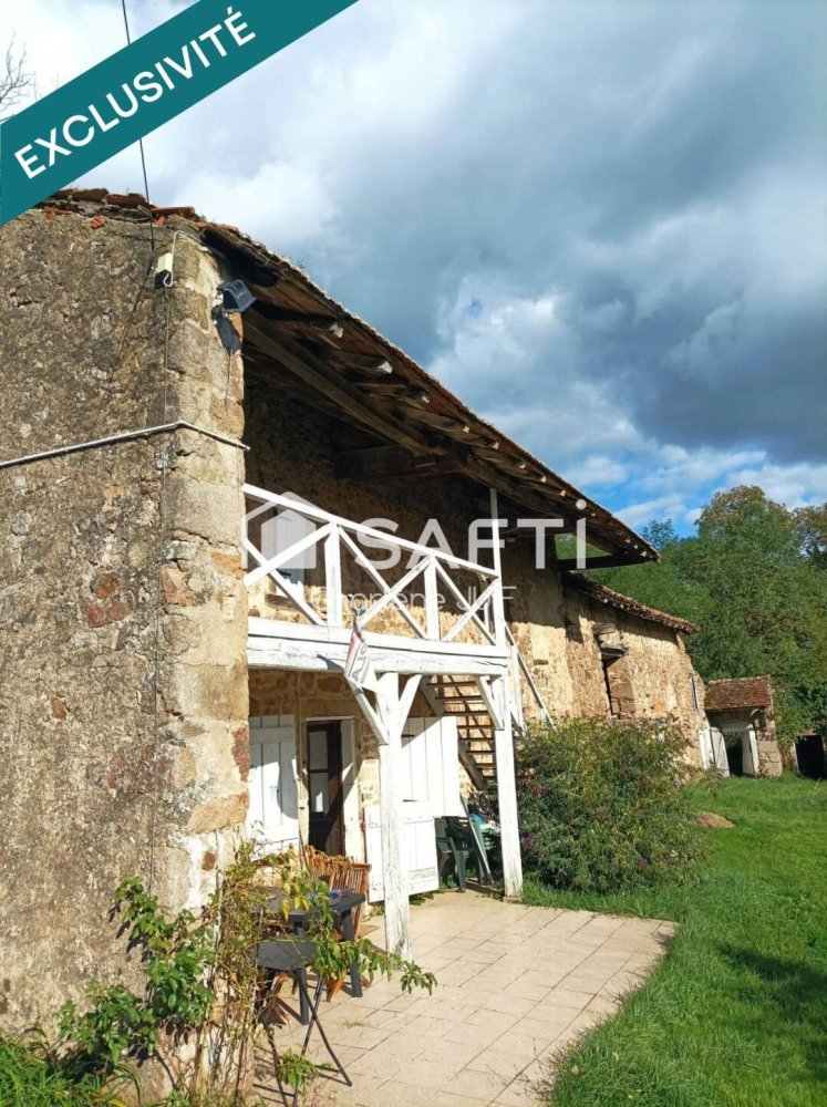 Villa de 4 dormitorios en Dompierre-les-Ormes, France No. 198598