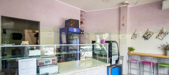 2-salle Propriété commerciale à Rome, Italy No. 50096 7