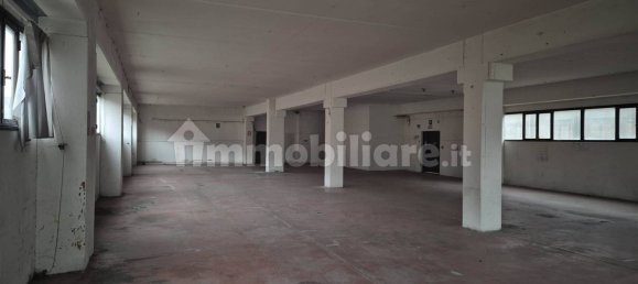 3-salle Entrepôt à Empoli, Italy No. 228642 7