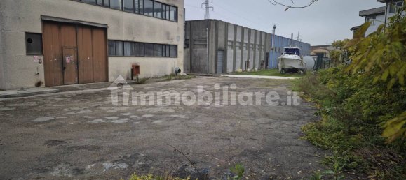 3-salle Entrepôt à Empoli, Italy No. 228642 19