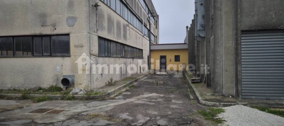 3-salle Entrepôt à Empoli, Italy No. 228642 21