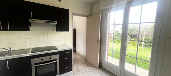 Villa de 3 dormitorios en Cucq, France No. 68015 2