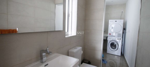 2 bedrooms Penthouse in Sliema, Malta No. 9586 10