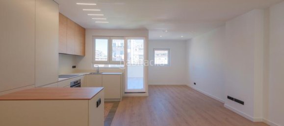 Ático de 2 dormitorios en Sants-Montjuïc, Spain No. 151611 16