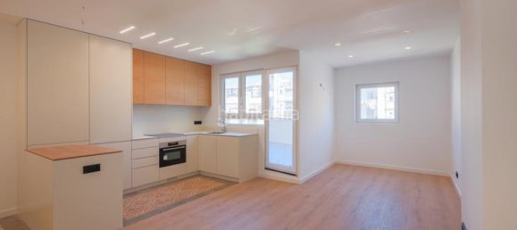 Ático de 2 dormitorios en Sants-Montjuïc, Spain No. 151611 15