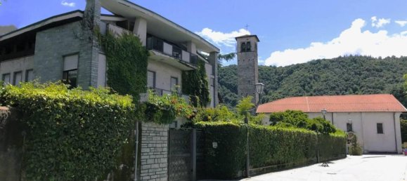 5 rooms Apartment in Borgosesia, Italy No. 18345 18