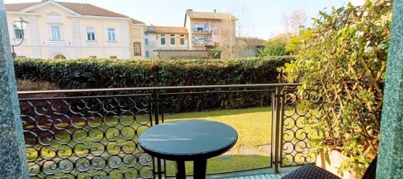 5 rooms Apartment in Borgosesia, Italy No. 18345 19