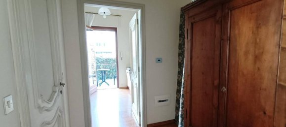 5 rooms Apartment in Borgosesia, Italy No. 18345 14