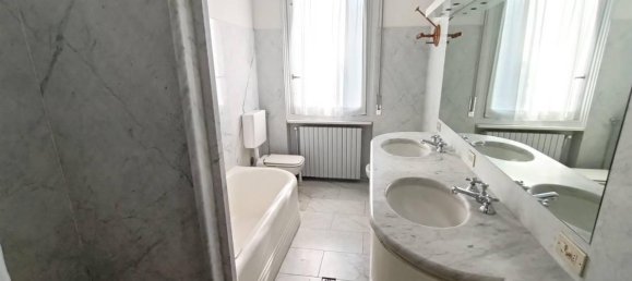 5 rooms Apartment in Borgosesia, Italy No. 18345 11