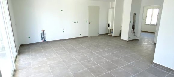 2 chambres Appartement à Sari-Solenzara, France No. 54897 6