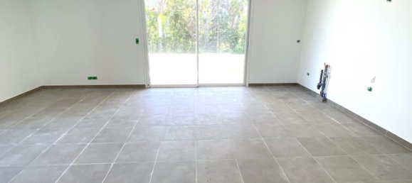 2 chambres Appartement à Sari-Solenzara, France No. 54897 4