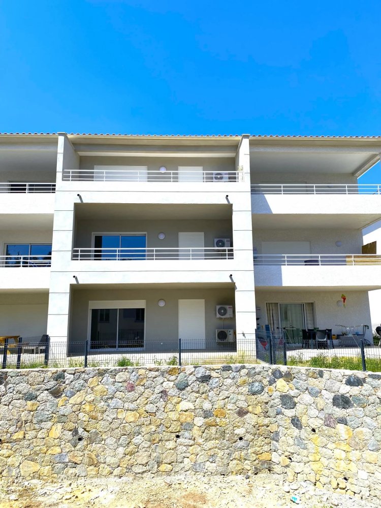 2 chambres Appartement à Sari-Solenzara, France No. 54897