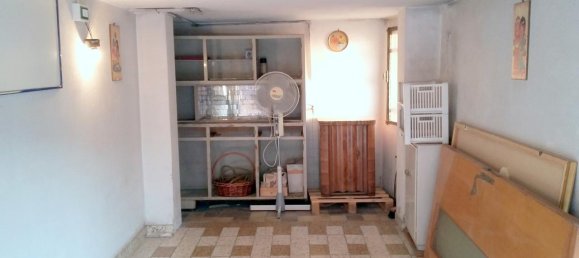 4 rooms Apartment in Albignasego, Italy No. 29978 9