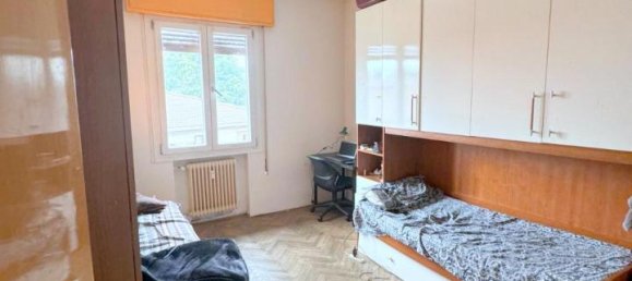 4 rooms Apartment in Albignasego, Italy No. 29978 8