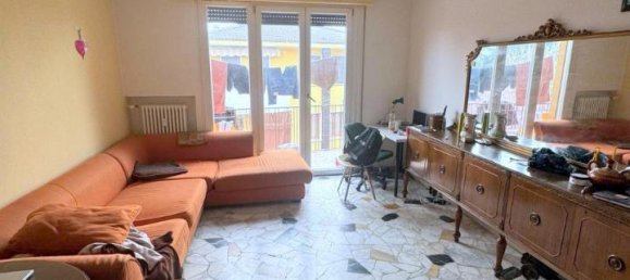 4 rooms Apartment in Albignasego, Italy No. 29978 2