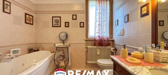 2 bedrooms Villa in Arcisate, Italy No. 211781 19