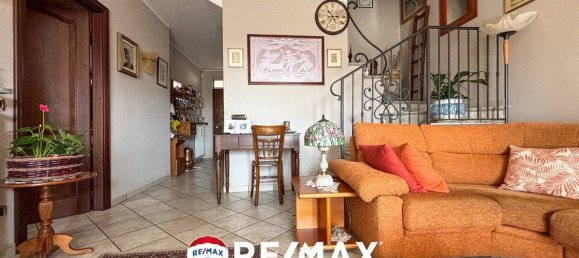 2 bedrooms Villa in Arcisate, Italy No. 211781 13