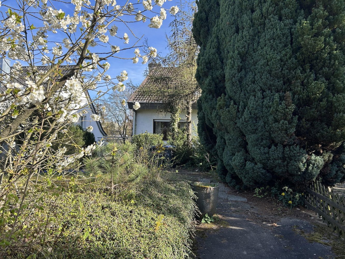 3 bedrooms Townhouse in Boblingen, Germany No. 361924