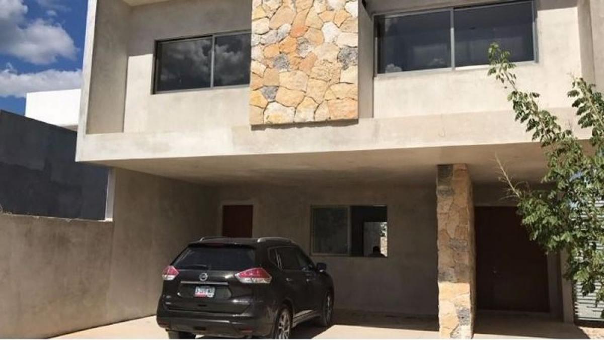 3 bedrooms House in Merida, Mexico No. 163916