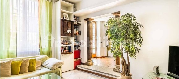 4 bedrooms Villa in Varese, Italy No. 60398 10