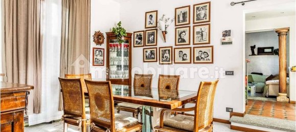 4 bedrooms Villa in Varese, Italy No. 60398 8