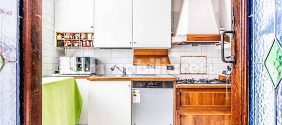 4 bedrooms Villa in Varese, Italy No. 60398 9