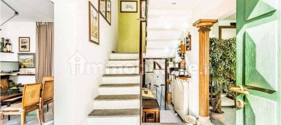 4 bedrooms Villa in Varese, Italy No. 60398 3