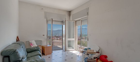 3 bedrooms Apartment in Castrolibero, Italy No. 373556 4