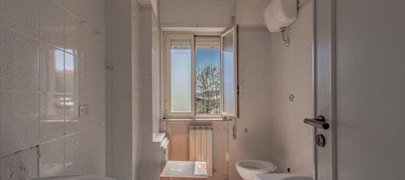 3 bedrooms Apartment in Castrolibero, Italy No. 373556 10