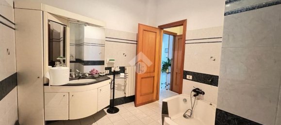 6-Zimmer Villa in Aprilia, Italy, Nr. 199068 35