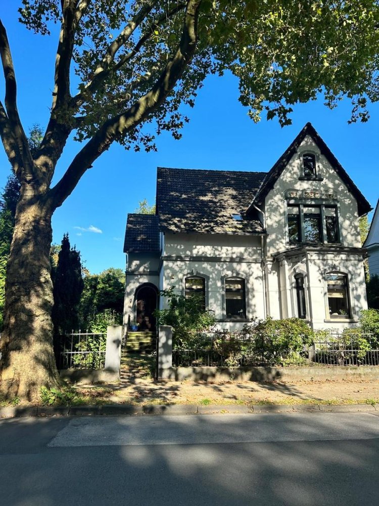 4 bedrooms Villa in Herne, Germany No. 61981