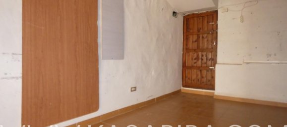 Propiedad comercial de 4 dormitorios en Castellón de la Plana, Spain No. 72044 19