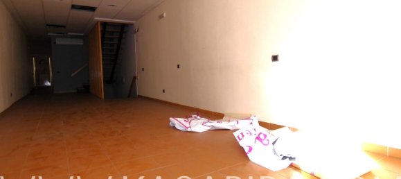 Propiedad comercial de 4 dormitorios en Castellón de la Plana, Spain No. 72044 13