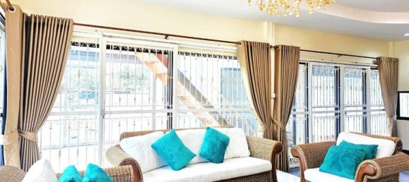 3 bedrooms House in Pattaya, Thailand No. 27345 3