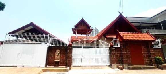 3 bedrooms House in Pattaya, Thailand No. 27345 19